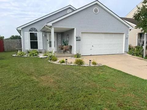 819 Barrington Ct, Trenton, OH 45067