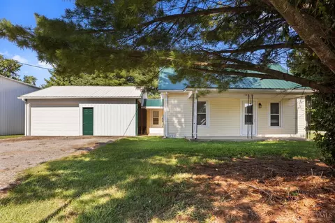 239 Middle N, Russellville, OH 45168