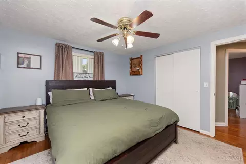Bedroom - 590 Dorgene Ln, Cincinnati, OH 45244 photo 3 of 4