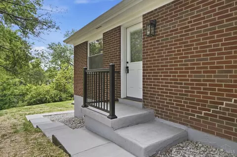 Exterior - 6331 Starridge Ct, Cincinnati, OH 45248 photo 5 of 5