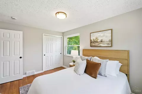 Bedroom - 6331 Starridge Ct, Cincinnati, OH 45248 photo 5 of 7