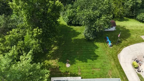 View/Area - 6331 Starridge Ct, Cincinnati, OH 45248 photo 3 of 4
