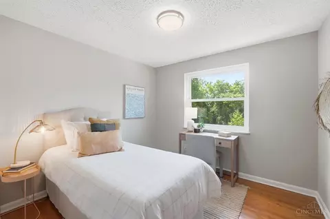 Bedroom - 6331 Starridge Ct, Cincinnati, OH 45248 photo 6 of 7