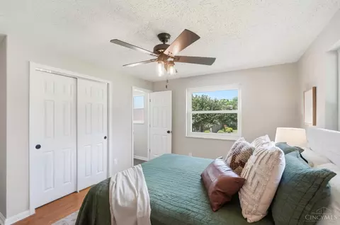 Bedroom - 6331 Starridge Ct, Cincinnati, OH 45248 photo 3 of 7