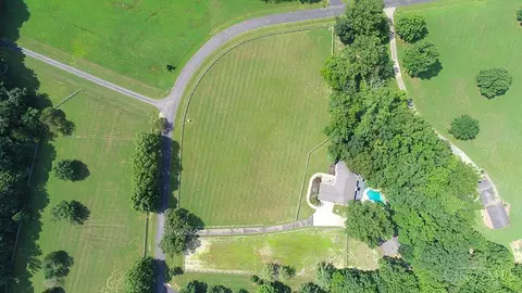 View/Area - 2713 Christopher Dr, Batavia, OH 45103 photo 5 of 7