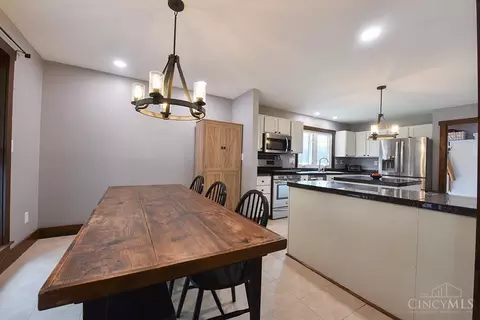 Dining - 2713 Christopher Dr, Batavia, OH 45103 photo 3 of 3