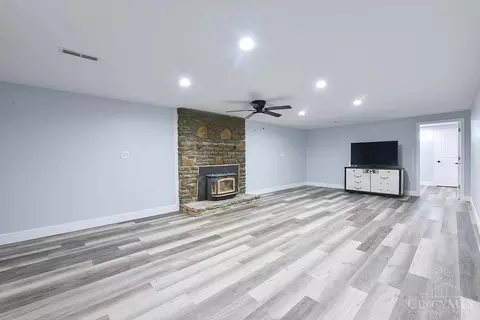 Living - 2713 Christopher Dr, Batavia, OH 45103 photo 6 of 7