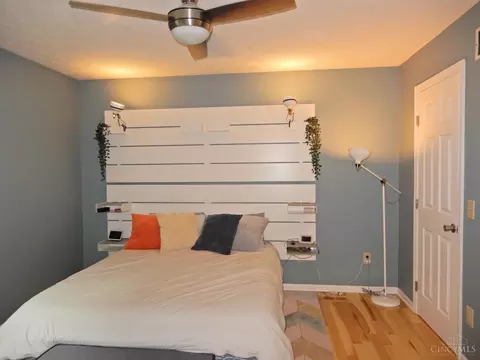 Bedroom - 4657 Cardinal Dr, Cincinnati, OH 45244 photo 3 of 3