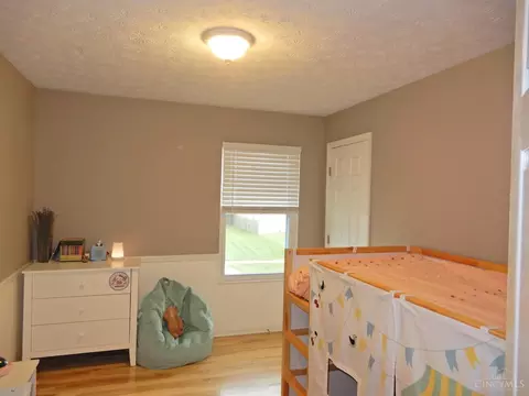 Bedroom - 4657 Cardinal Dr, Cincinnati, OH 45244 photo 2 of 3