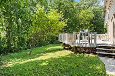 Exterior - 7976 Ashley View Dr, Cincinnati, OH 45227 photo 3 of 5
