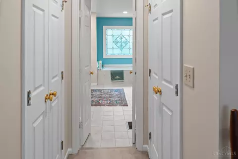 Entry Way - 7976 Ashley View Dr, Cincinnati, OH 45227 photo 5 of 5