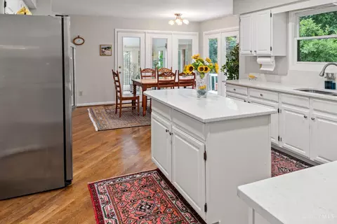 Kitchen - 7976 Ashley View Dr, Cincinnati, OH 45227 photo 1 of 3