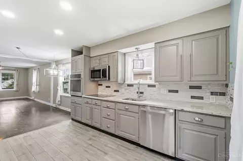 Kitchen - 7026 Britton Ave, Cincinnati, OH 45227 photo 2 of 5