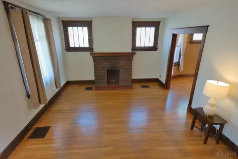 Living - 4775 Dale Ave, Cincinnati, OH 45238 photo 1 of 7