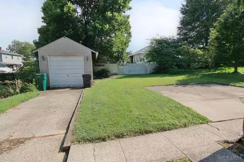 Exterior - 4775 Dale Ave, Cincinnati, OH 45238 photo 2 of 6
