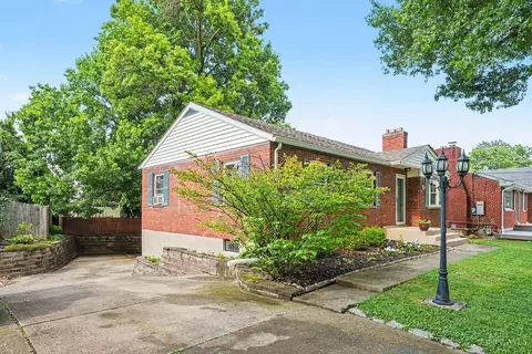Exterior - 558 State Rd, Cleves, OH 45002 photo 3 of 11