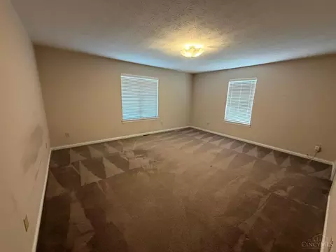 Bedroom - 2440 Moler Rd, Goshen, OH 45122 photo 3 of 5