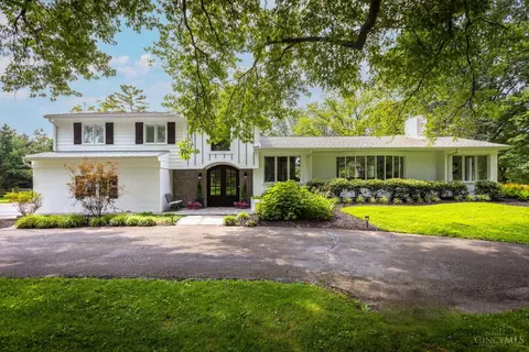 5025 Drake Rd, Cincinnati, OH 45243