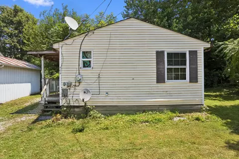 Exterior - 404 Water St, Georgetown, OH 45121 photo 2 of 5