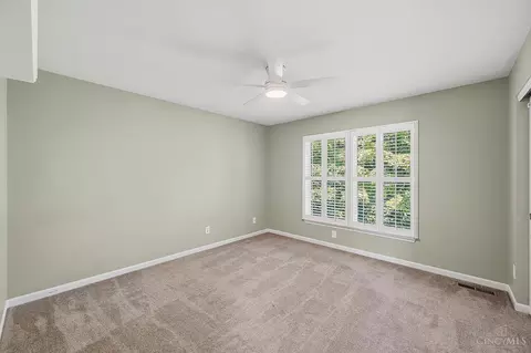 Bedroom - 2292 Endovalley Dr, Cincinnati, OH 45244 photo 7 of 11