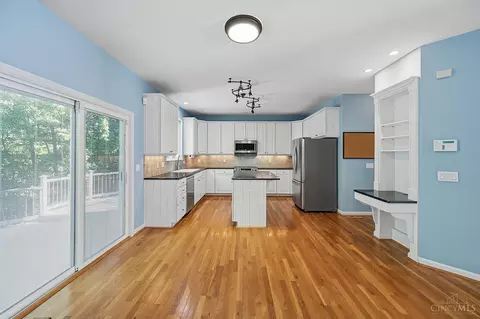 Kitchen - 2292 Endovalley Dr, Cincinnati, OH 45244 photo 1 of 4