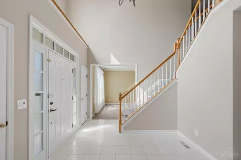 Entry Way - 2292 Endovalley Dr, Cincinnati, OH 45244 photo 1 of 12