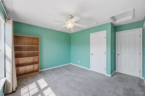 Bedroom - 2292 Endovalley Dr, Cincinnati, OH 45244 photo 5 of 11