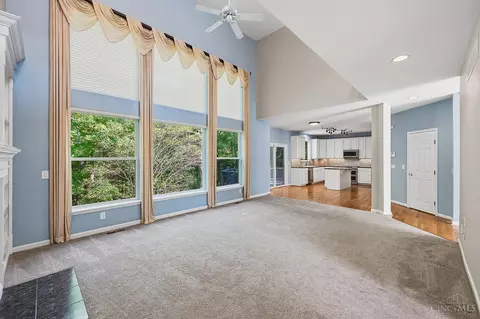 Living - 2292 Endovalley Dr, Cincinnati, OH 45244 photo 4 of 9