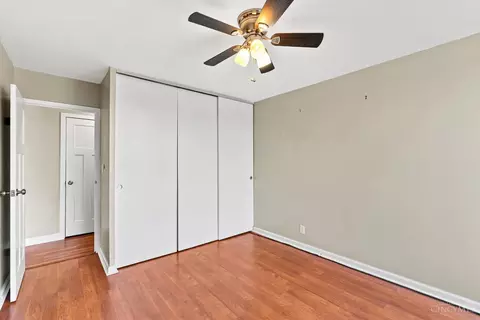 Bedroom - 810 Matson Pl, Cincinnati, OH 45204 photo 4 of 4