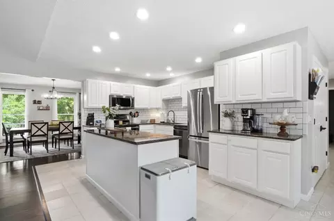 Kitchen - 8963 Kunker Rd, Morrow, OH 45152 photo 2 of 3