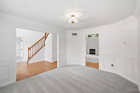 Living - 797 Dorgene Ln, Cincinnati, OH 45244 photo 6 of 7