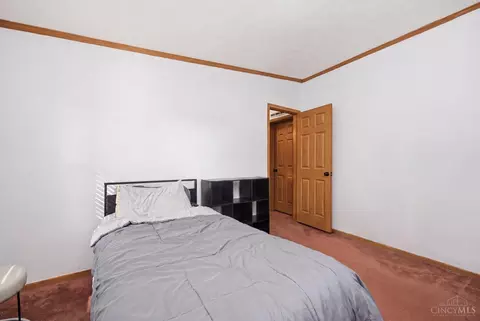 Bedroom - 6463 Hunt Rd, Blanchester, OH 45107 photo 8 of 9