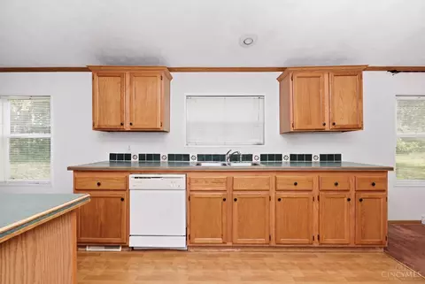 Kitchen - 6463 Hunt Rd, Blanchester, OH 45107 photo 3 of 3