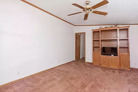 Living - 6463 Hunt Rd, Blanchester, OH 45107 photo 5 of 5