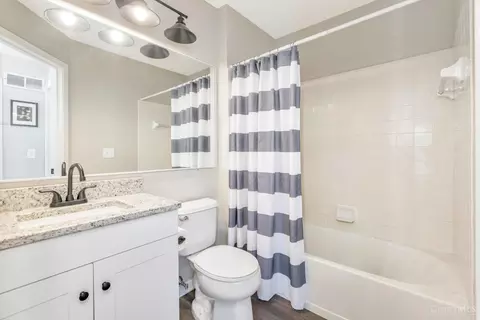 Bath - 6509 Silverfox Dr, Cincinnati, OH 45230 photo 1 of 2