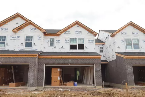 7232 Grandpoint Dr, West Chester, OH 45040