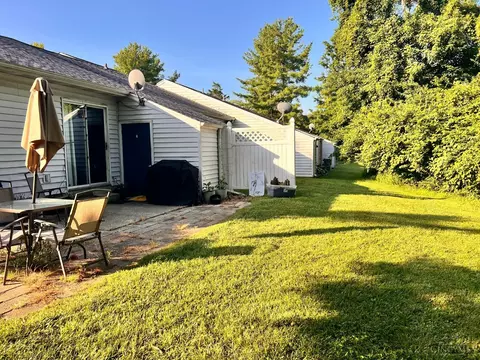 Exterior - 3607 Parfore Ct, Cincinnati, OH 45245 photo 5 of 6
