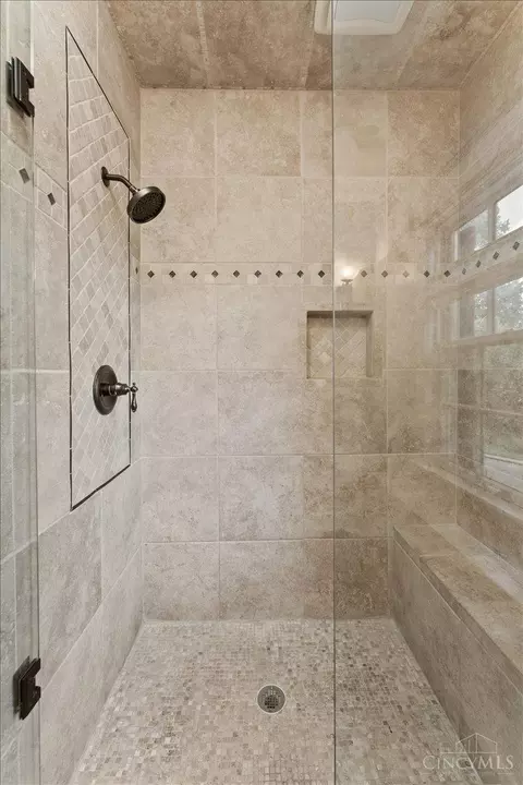 Bath - 3940 Red Bud Ave, Cincinnati, OH 45229 photo 9 of 15