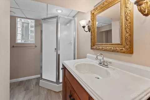 Bath - 3940 Red Bud Ave, Cincinnati, OH 45229 photo 13 of 15