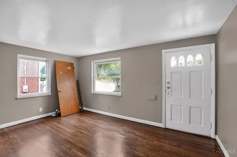 Living - 8243 Daly Rd, Cincinnati, OH 45231 photo 1 of 1