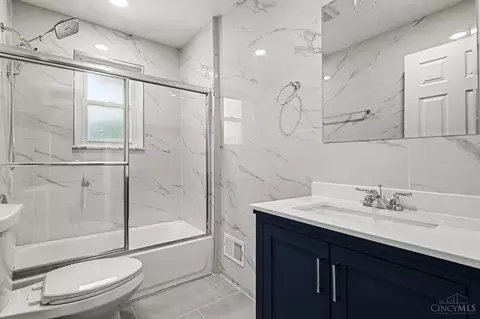 Bath - 12175 Snider Rd, Cincinnati, OH 45249 photo 3 of 7