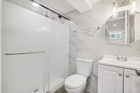 Bath - 12175 Snider Rd, Cincinnati, OH 45249 photo 6 of 7
