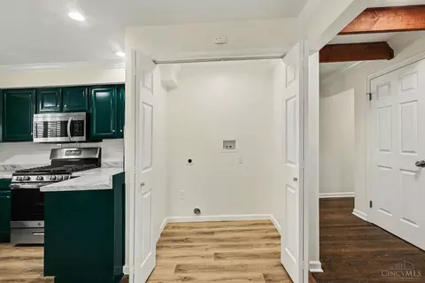 Entry Way - 12175 Snider Rd, Cincinnati, OH 45249 photo 1 of 1