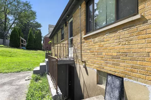 Exterior - 5227 Highview Dr, Cincinnati, OH 45238 photo 5 of 6