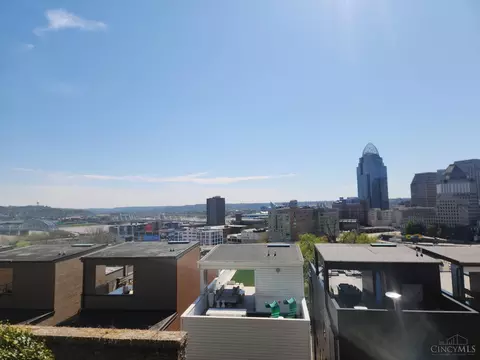 View/Area - 399 Oregon St, Cincinnati, OH 45202 photo 4 of 5