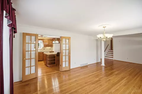 Other - 830 Sunderland Dr, Cincinnati, OH 45255 photo 2 of 14