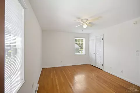 Bedroom - 830 Sunderland Dr, Cincinnati, OH 45255 photo 2 of 7