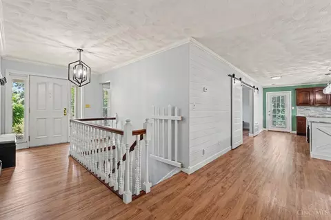 Entry Way - 5748 Cochran Rd, Morrow, OH 45152 photo 1 of 2