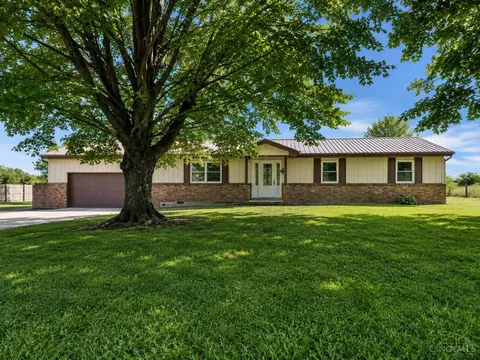 8973 Tri County Hwy, Sardinia, OH 45171