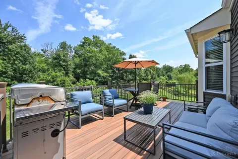 Exterior - 8988 Bluejay View Dr, Cleves, OH 45002 photo 6 of 11